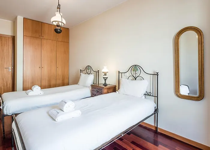 Guestready - Bristol Experience * Порту